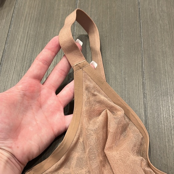 NWT! Chantelle Stella Lace Unlined Underwire Bra - Picture 6 of 12